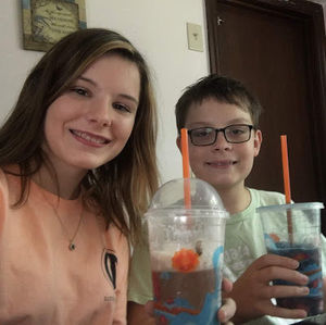 Meet your Posher, Hannah